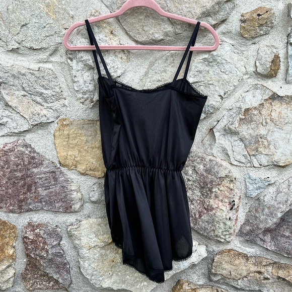 Vintage black teddy romper - Picture 7 of 10